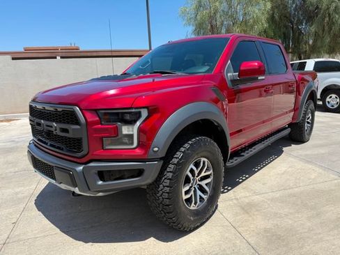 Used 2017 Ford F150 Raptor w/ Equipment Group 802A Luxury AWD/4WD image 4