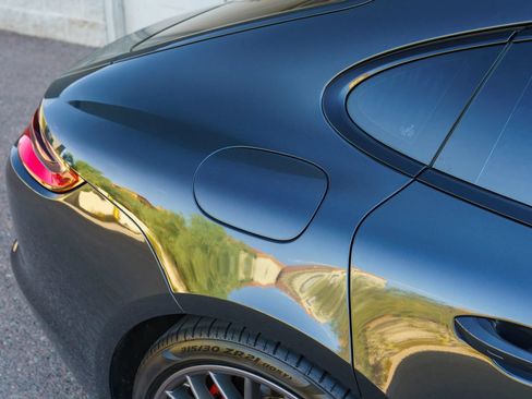 Used 2017 Porsche Panamera Turbo AWD/4WD image 70