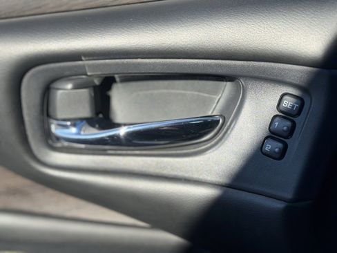 Used 2020 Nissan Murano Platinum w/ Cargo Package image 24