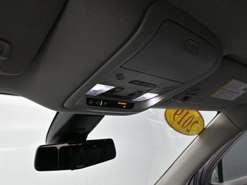 Used 2019 Buick Enclave Avenir w/ Avenir Technology Package image 28