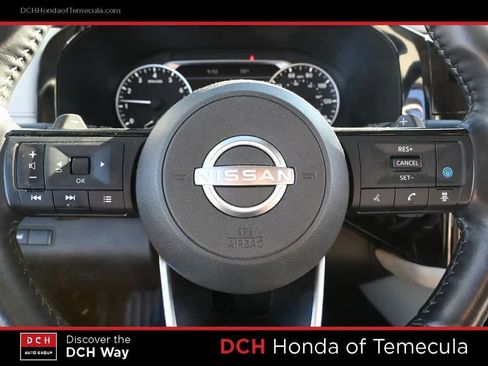 Used 2022 Nissan Pathfinder SL w/ SL Premium Package image 9