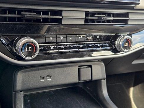 Used 2025 Honda Prologue Touring image 18