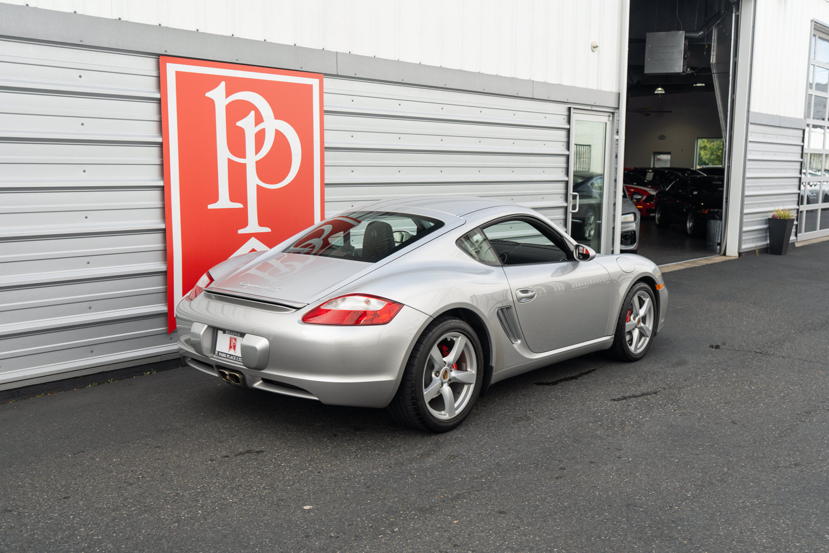 Used 2006 Porsche Cayman S RWD image 3