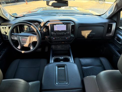 Used 2017 GMC Sierra 2500 SLT w/ All Terrain HD Package image 20