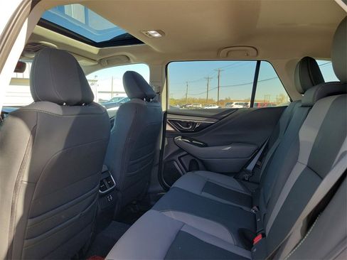 Used 2025 Subaru Outback Onyx Edition image 13