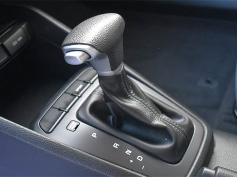 Used 2022 Kia Rio S image 21