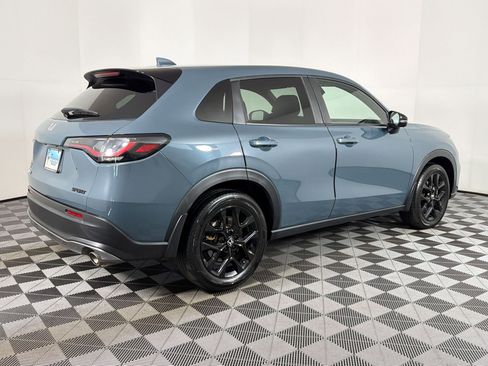 Used 2023 Honda HR-V Sport image 6