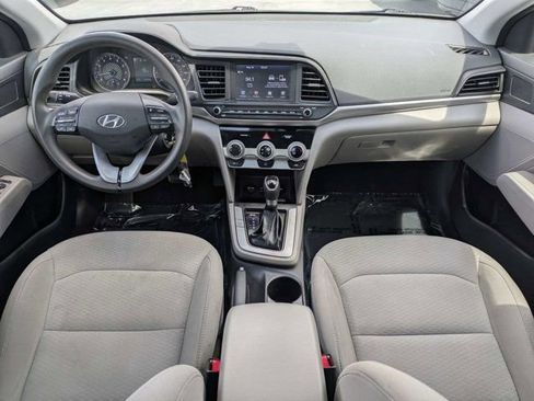 Used 2019 Hyundai Elantra SEL FWD image 14