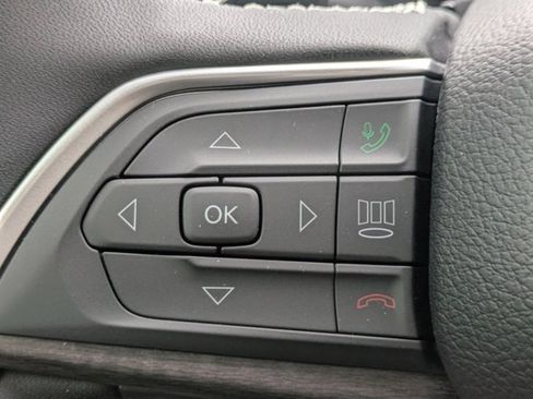 New 2025 Jeep Grand Cherokee L Limited w/ Black Appearance Package image 26