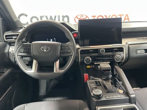 New 2025 Toyota Tacoma TRD Off-Road AWD/4WD image 21