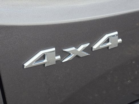 Used 2021 Jeep Renegade Limited image 14