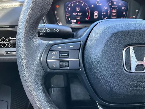 Used 2023 Honda Accord LX image 22