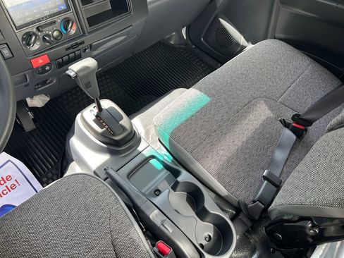 New 2024 Chevrolet Low Cab Forward image 19