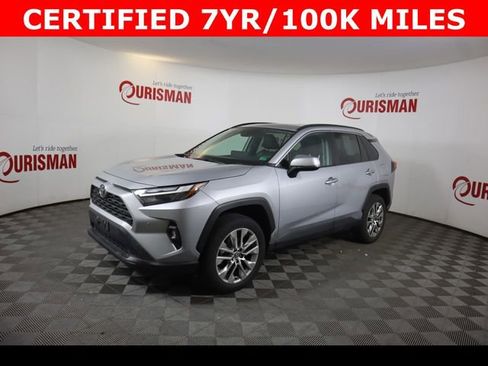 Used 2025 Toyota RAV4 XLE Premium w/ Weather Package AWD/4WD image 5
