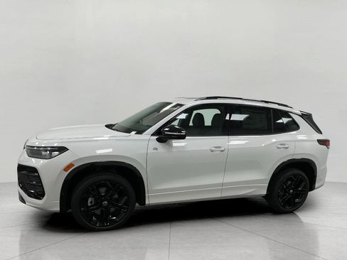 New 2026 Volkswagen Tiguan SE R-Line AWD/4WD image 8