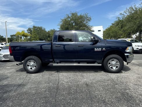 Used 2016 RAM 3500 Tradesman w/ Chrome Appearance Group AWD/4WD image 5