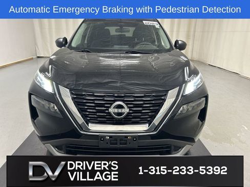 Used 2023 Nissan Rogue S image 3