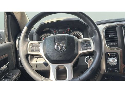 Used 2014 RAM 1500 Laramie AWD/4WD image 15