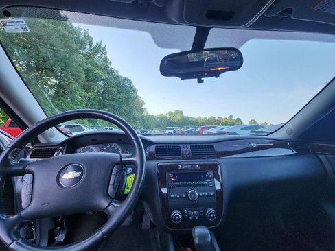 Used 2013 Chevrolet Impala LT w/ LT Sunroof Package FWD image 16