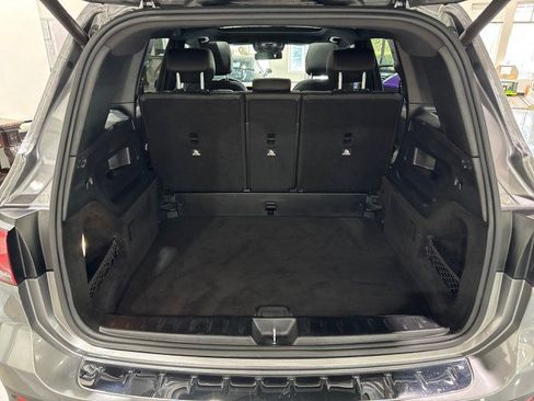 Used 2021 Mercedes-Benz GLB 250 4MATIC image 38