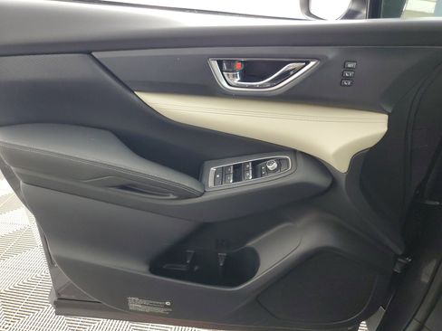 Used 2022 Subaru Ascent Limited image 29