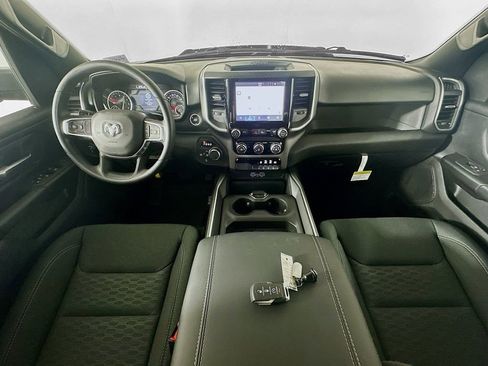 New 2026 RAM 1500 Express AWD/4WD image 9