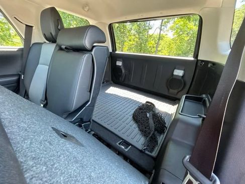 Used 2019 Toyota 4Runner SR5 Premium AWD/4WD image 34