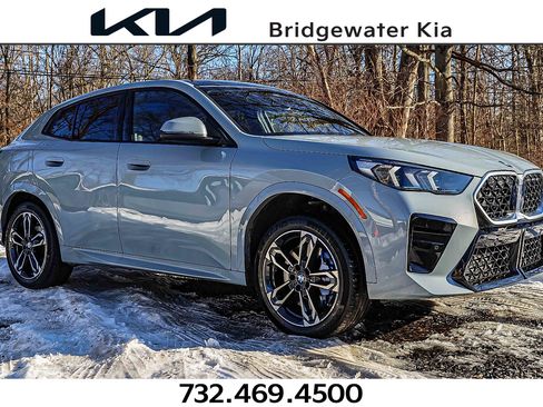 Used 2025 BMW X2 xDrive28i image 1