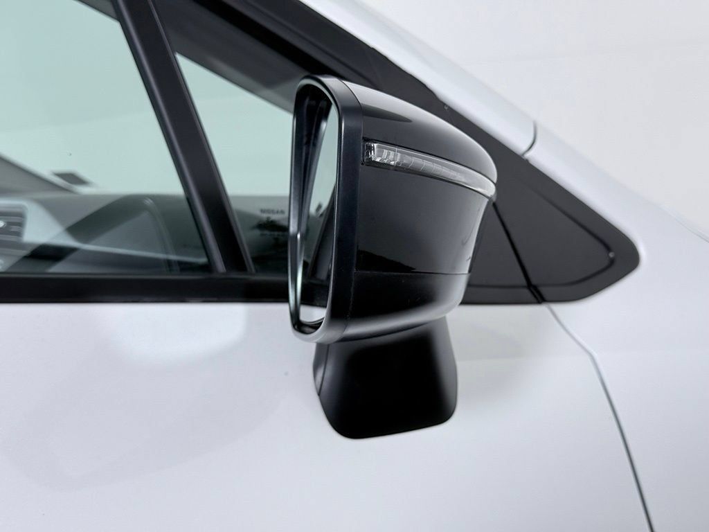 Certified 2025 Nissan Versa SR w/ Trunk Package FWD image 11