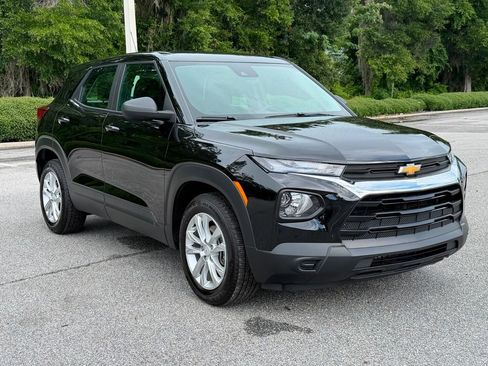 Used 2023 Chevrolet TrailBlazer LS FWD image 7