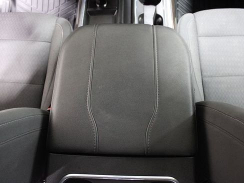 Used 2024 Chevrolet Silverado 1500 LT Trail Boss w/ Protection Package image 32