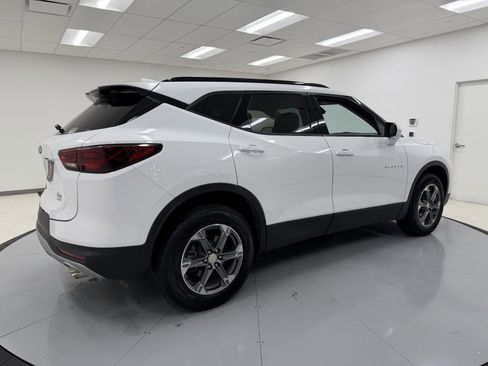 Used 2023 Chevrolet Blazer LT w/ Convenience Package image 8