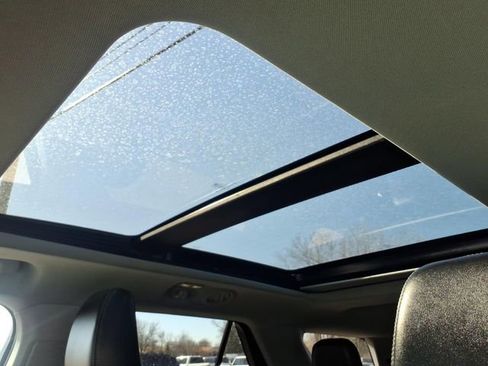 Certified 2023 Ford Explorer XLT w/ Equipment Group 202A image 19