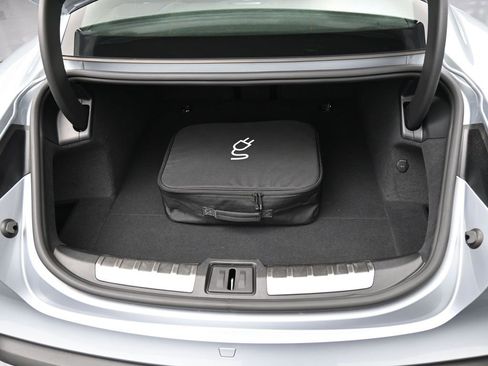 Certified 2025 Porsche Taycan Turbo image 34