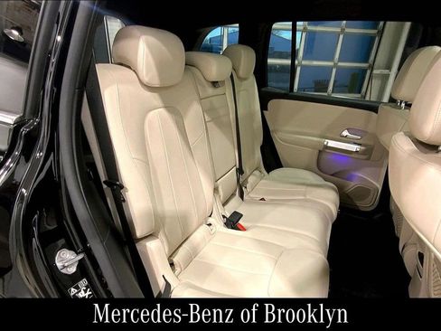 Certified 2022 Mercedes-Benz GLB 250 4MATIC image 20