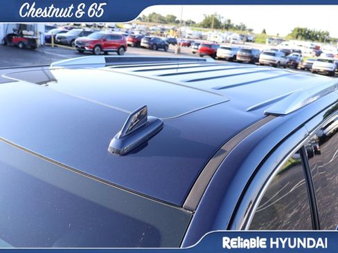 Used 2019 Cadillac Escalade Luxury w/ LPO, Radiant Package AWD/4WD image 14