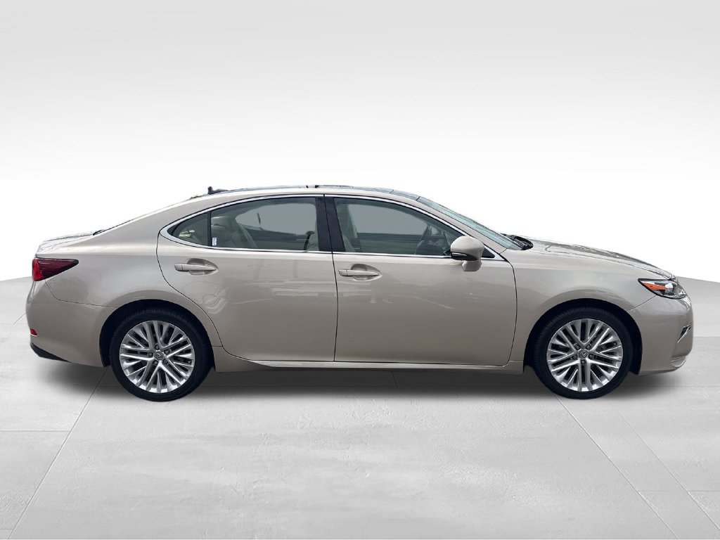 Used 2018 Lexus ES 350 w/ Luxury Package w/Wood Trim FWD image 6
