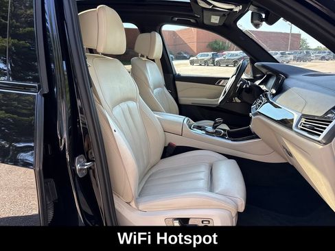 Used 2020 BMW X5 xDrive40i w/ M Sport Package AWD/4WD image 32