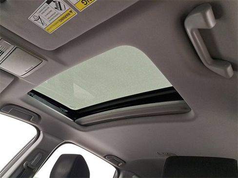 Used 2018 Honda CR-V EX image 21