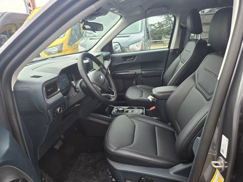 New 2026 Ford Maverick Lariat w/ Black Appearance Package image 11