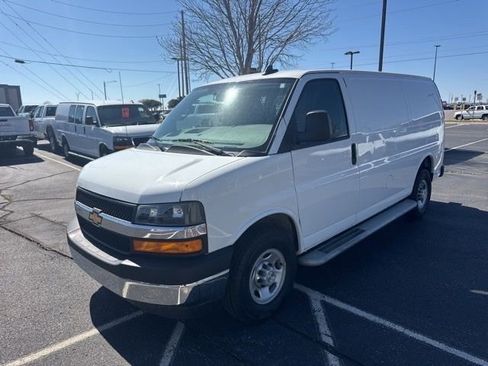 Used 2024 Chevrolet Express 2500 w/ Driver Convenience Package RWD image 3