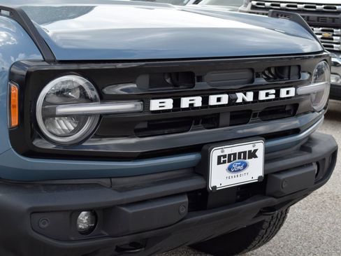 Used 2025 Ford Bronco Outer Banks AWD/4WD image 25