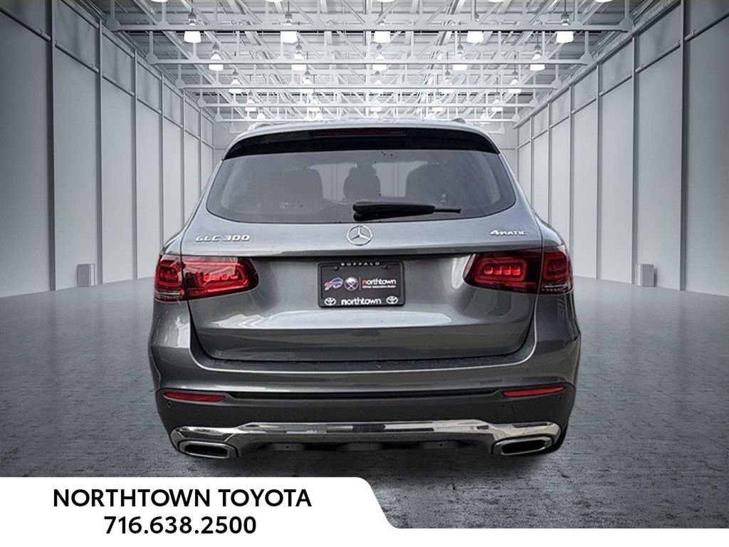Used 2021 Mercedes-Benz GLC 300 4MATIC image 7