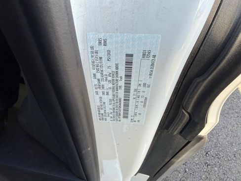 New 2025 Ford Transit 250 148 Medium Roof image 9