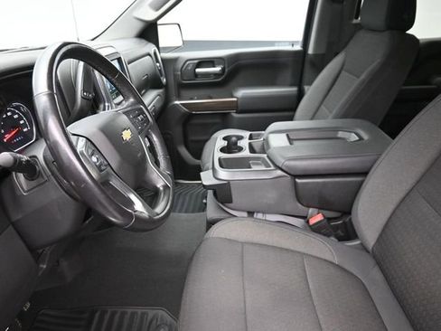 Used 2021 Chevrolet Silverado 1500 LT image 16