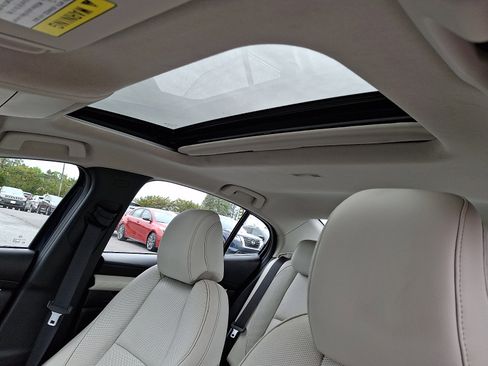 Used 2019 MAZDA MAZDA3 Sedan w/ Premium Package FWD image 14