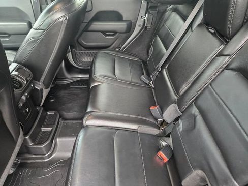 Used 2021 Jeep Wrangler Unlimited Sahara AWD/4WD image 9