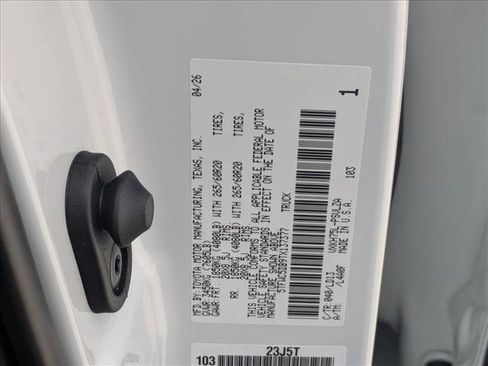 New 2026 Toyota Tundra Limited AWD/4WD image 16