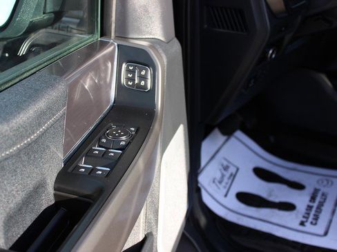 Used 2025 Ford F150 Lariat w/ Equipment Group 502A High image 4