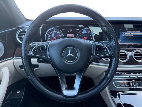 Used 2018 Mercedes-Benz E 300 image 13